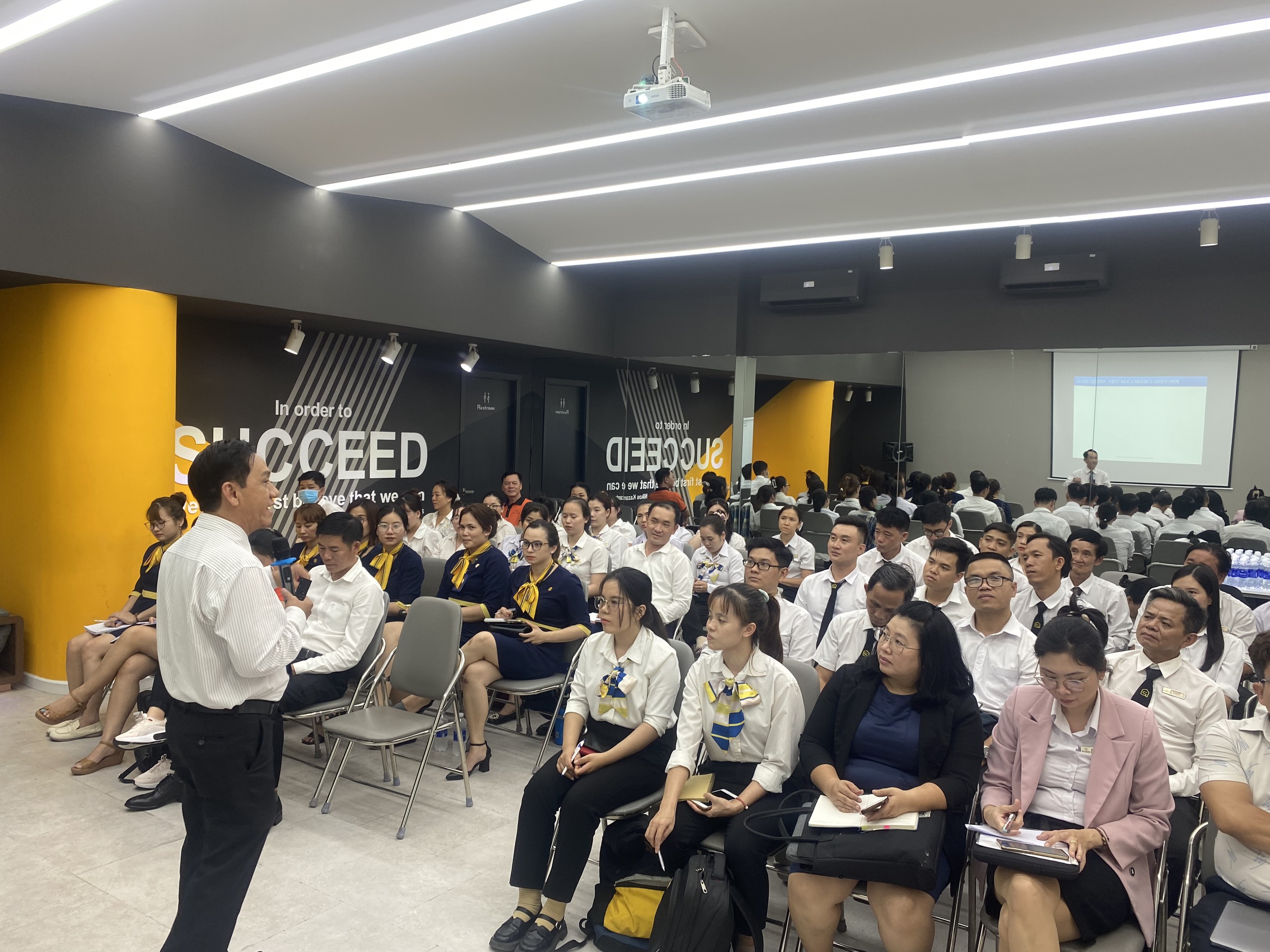 Tư vấn tài chính - kế toán - thuế