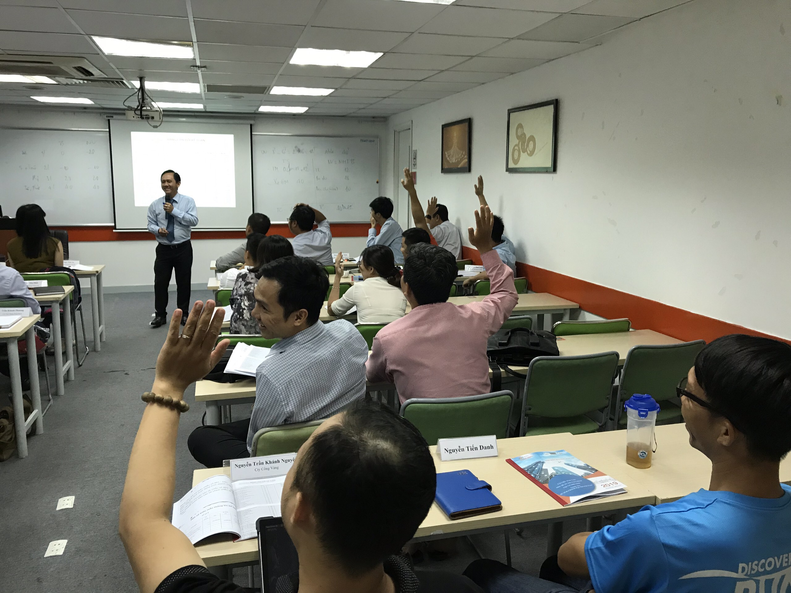 Xu Hướng Tái Cấu Trúc Doanh Nghiệp Trong Thời Đại Mới